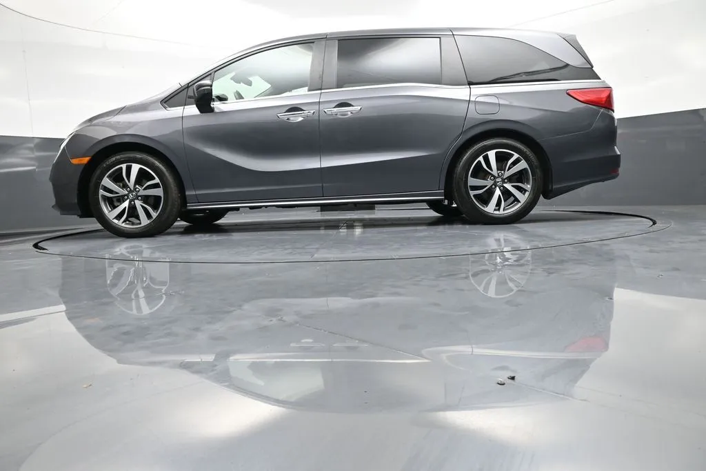 2024 Honda Odyssey Touring - Photo 35