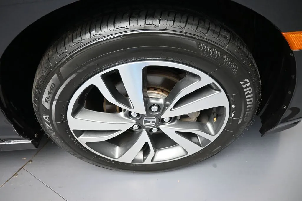 2024 Honda Odyssey Touring - Photo 12