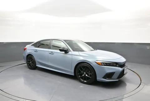 More photos of 2023 Honda Civic Sport at Plaza Honda, NY