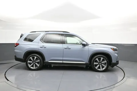 More photos of 2024 Honda Pilot Elite at Plaza Honda, NY