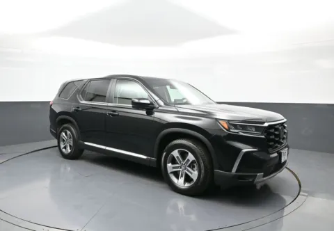More photos of 2025 Honda Pilot EX-L+ at Plaza Honda, NY