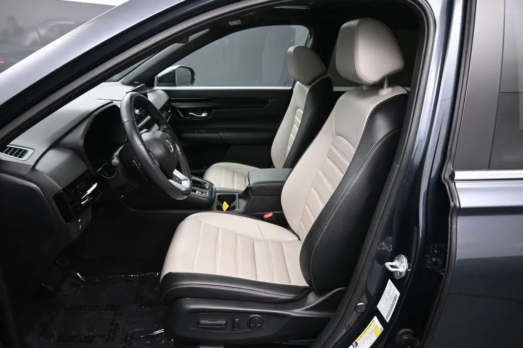 2023 Honda CR-V Sport Touring - Photo 19