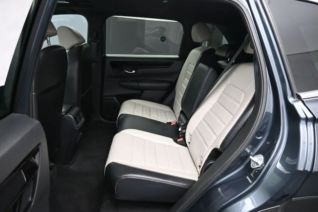 2023 Honda CR-V Sport Touring - Photo 21
