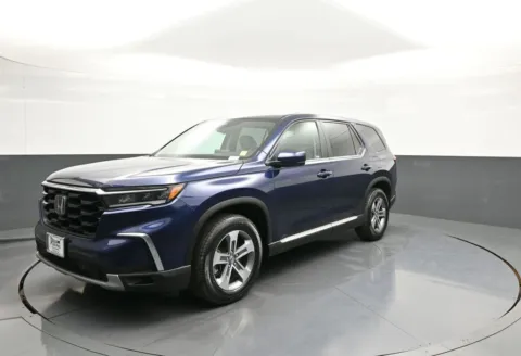 Black 2023 Honda Pilot EX-L 7 Passenger for sale in Brooklyn, NY