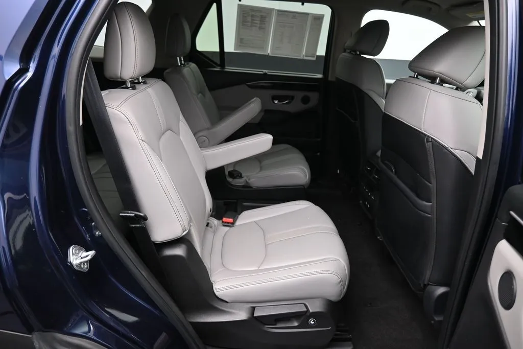 2023 Honda Pilot EX-L - Photo 25