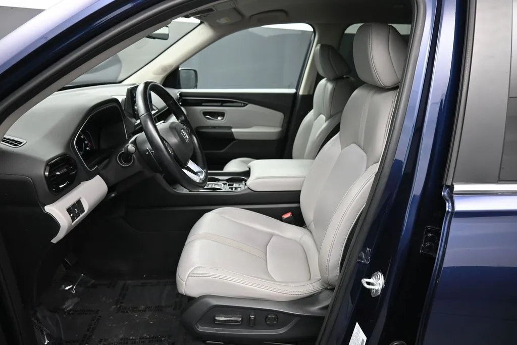 2023 Honda Pilot EX-L - Photo 18