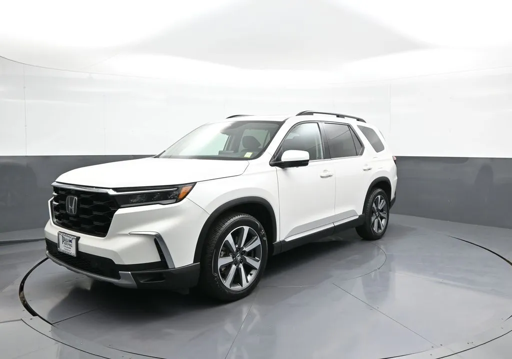 White 2025 Honda Pilot Elite for sale in Brooklyn, NY