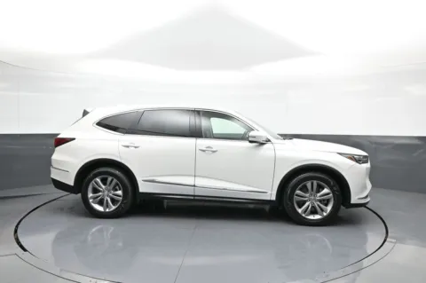 More photos of 2024 Acura MDX 3.5L at Plaza Honda, NY