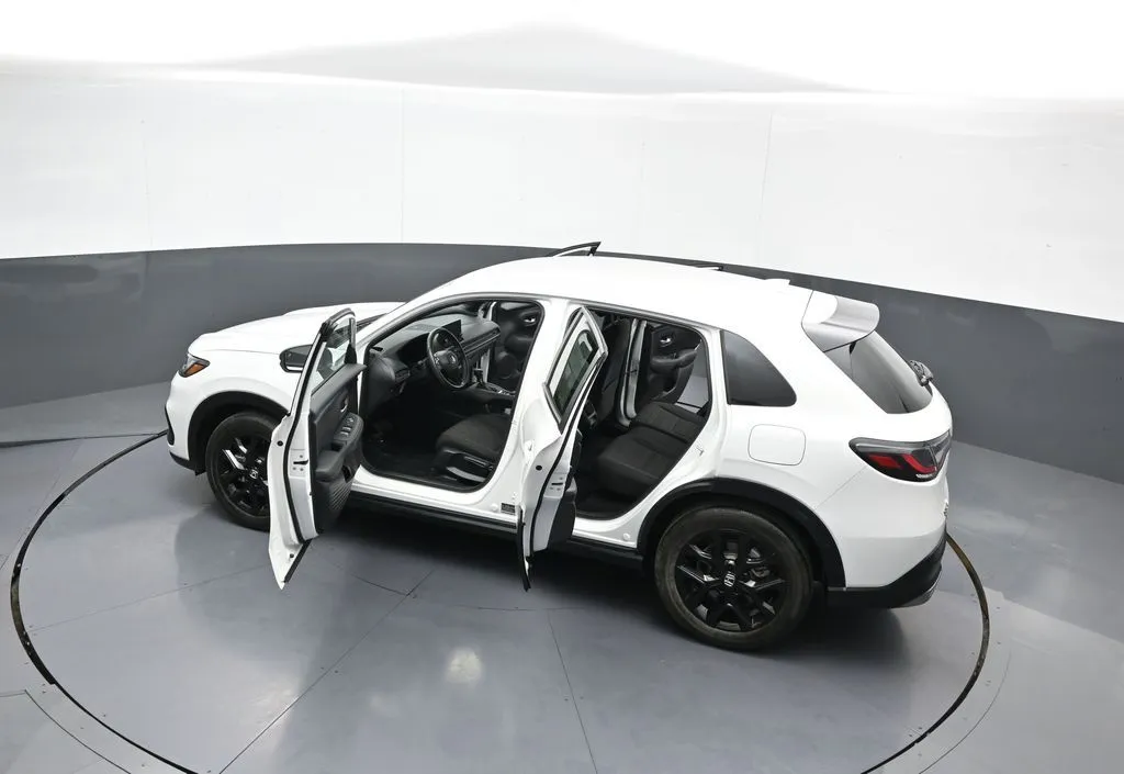 2025 Honda HR-V Sport - Photo 42