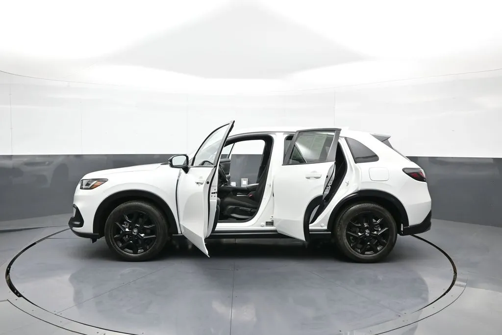 2025 Honda HR-V Sport - Photo 41