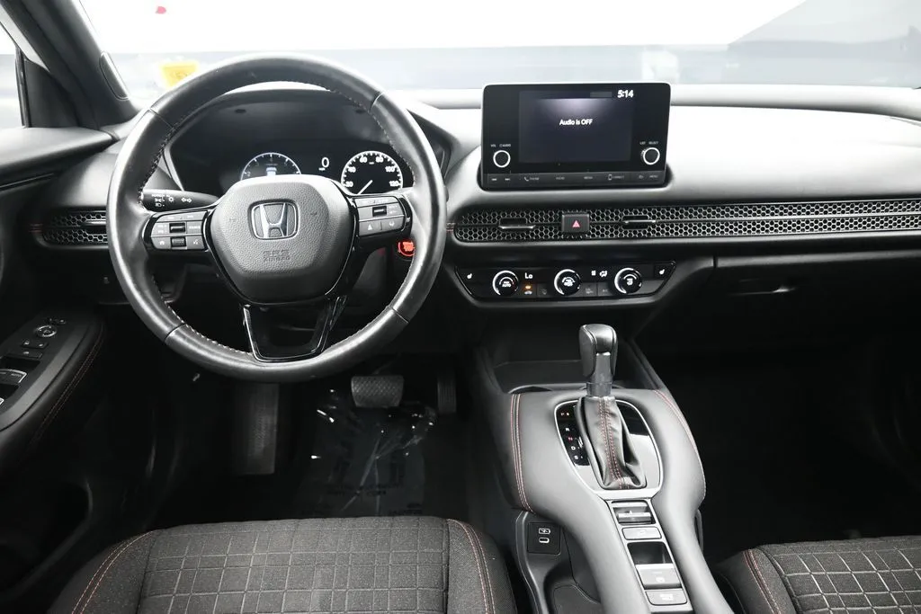 2025 Honda HR-V Sport - Photo 19