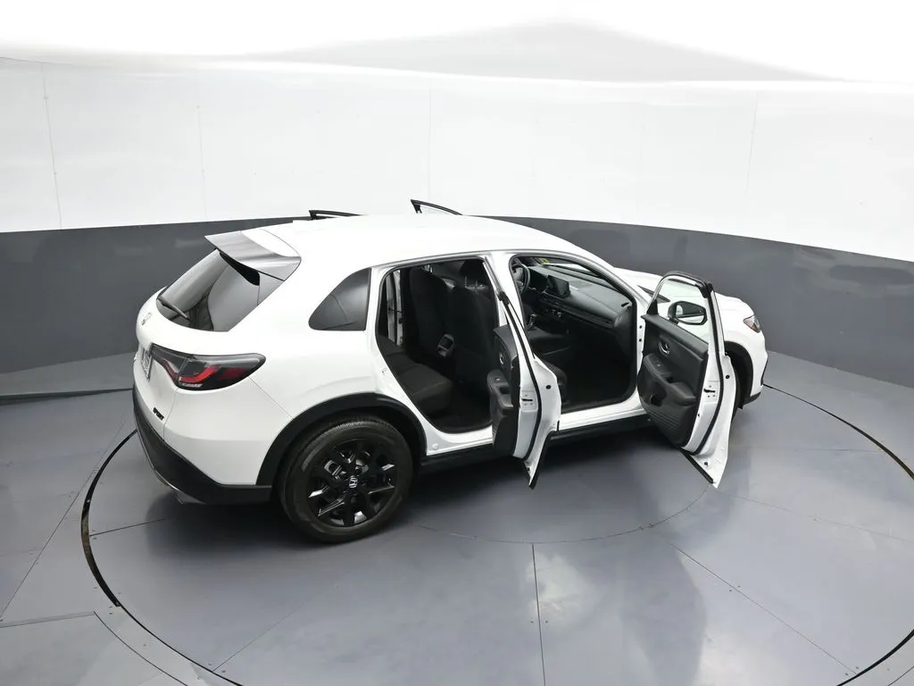 2025 Honda HR-V Sport - Photo 43