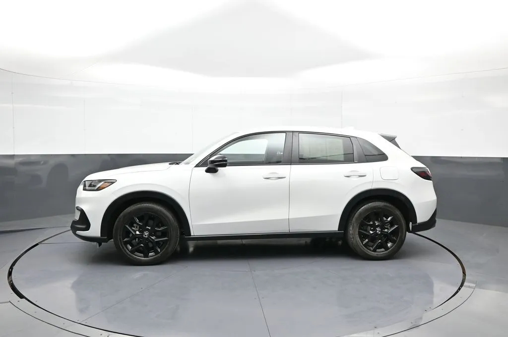 2025 Honda HR-V Sport - Photo 9