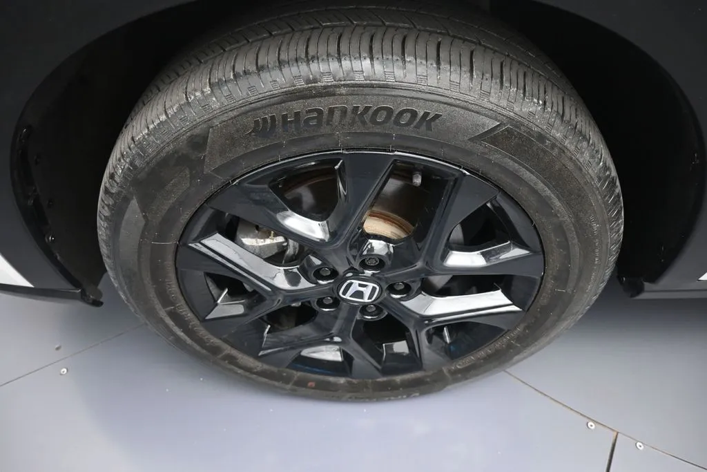 2025 Honda HR-V Sport - Photo 14