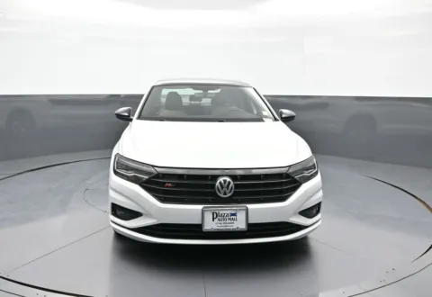 Photos of 2020 Volkswagen Jetta R-Line for sale in Brooklyn, NY at Plaza Honda