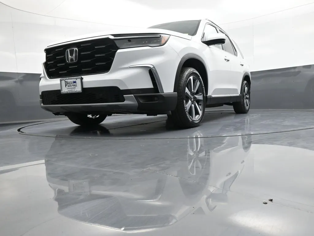 2024 Honda Pilot Touring - Photo 30