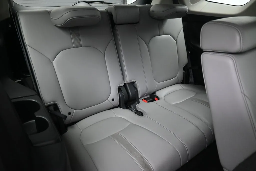 2024 Honda Pilot Touring - Photo 27