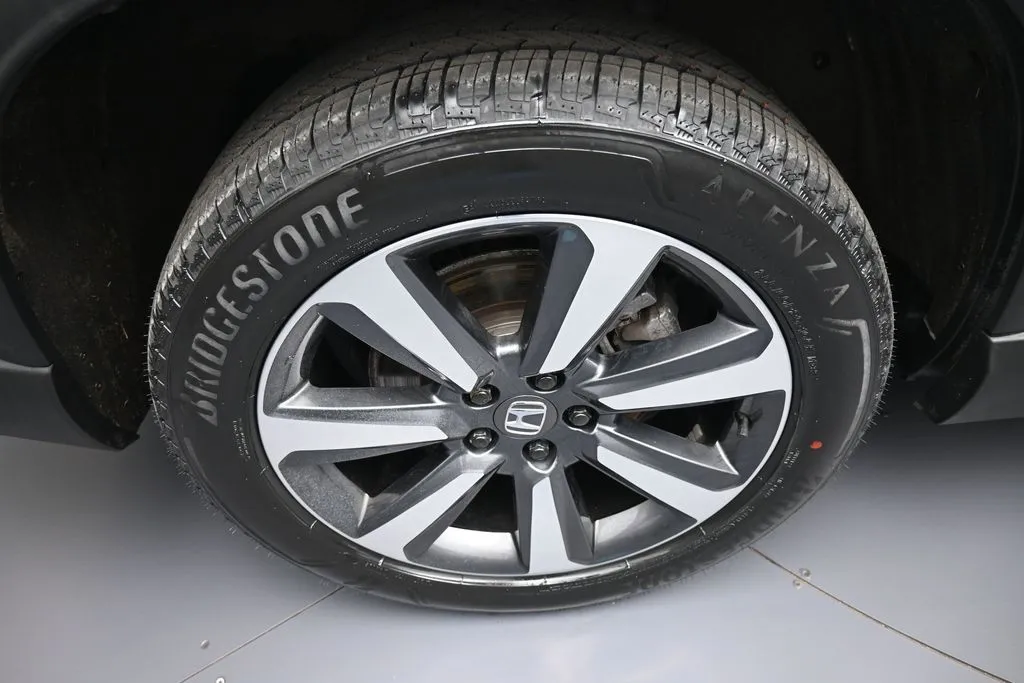 2024 Honda Pilot Touring - Photo 12
