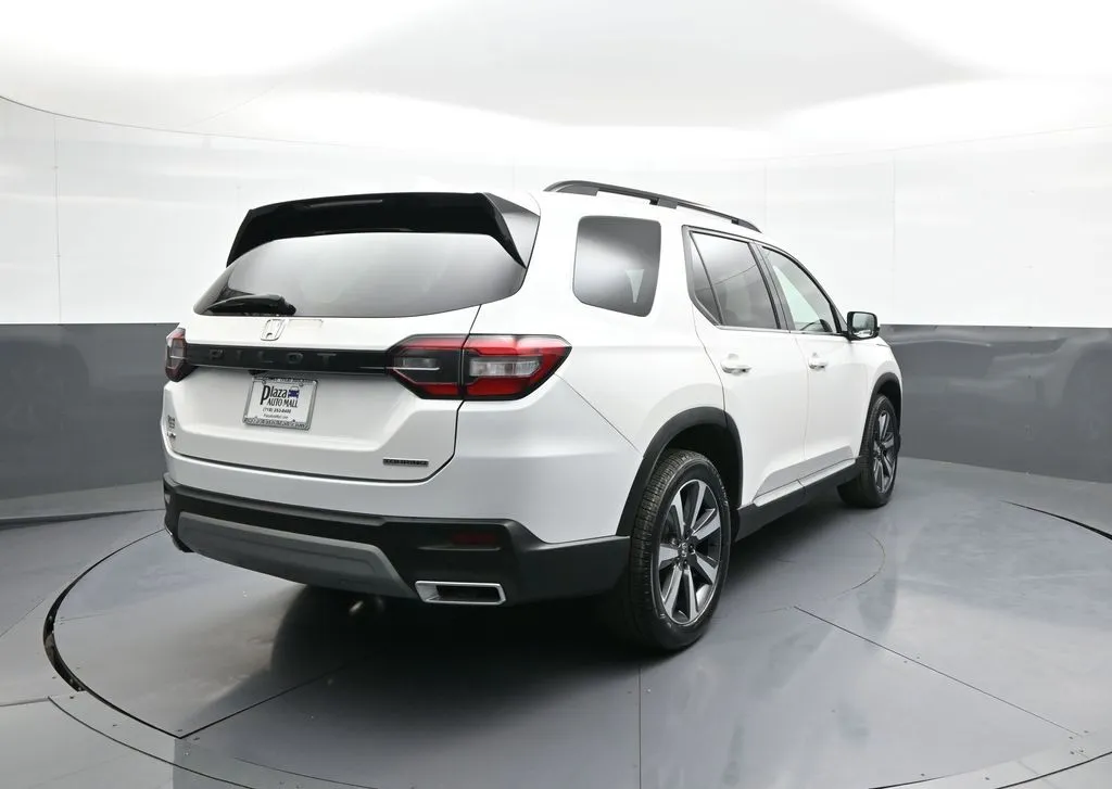 2024 Honda Pilot Touring - Photo 6