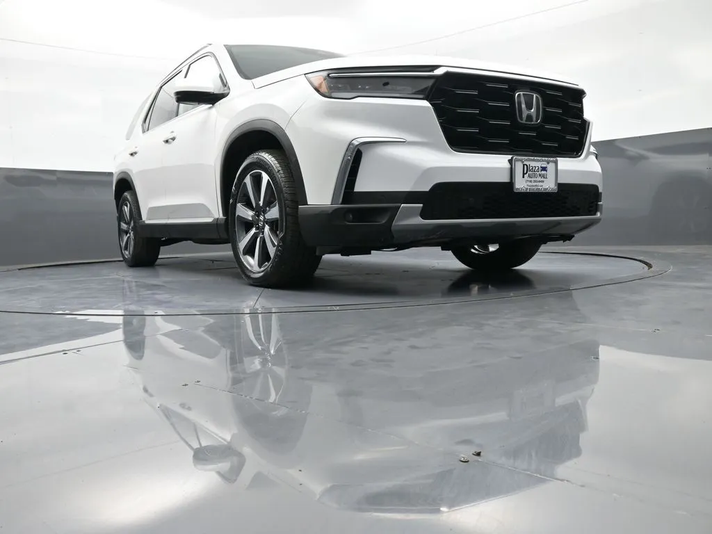 2024 Honda Pilot Touring - Photo 32