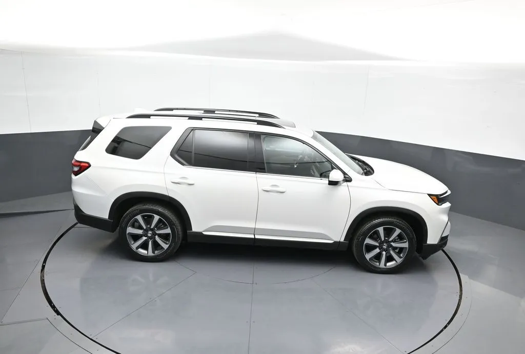 2024 Honda Pilot Touring - Photo 41