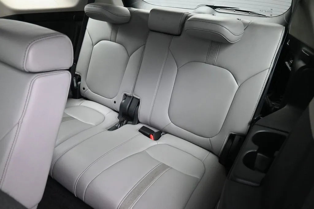 2024 Honda Pilot Touring - Photo 23