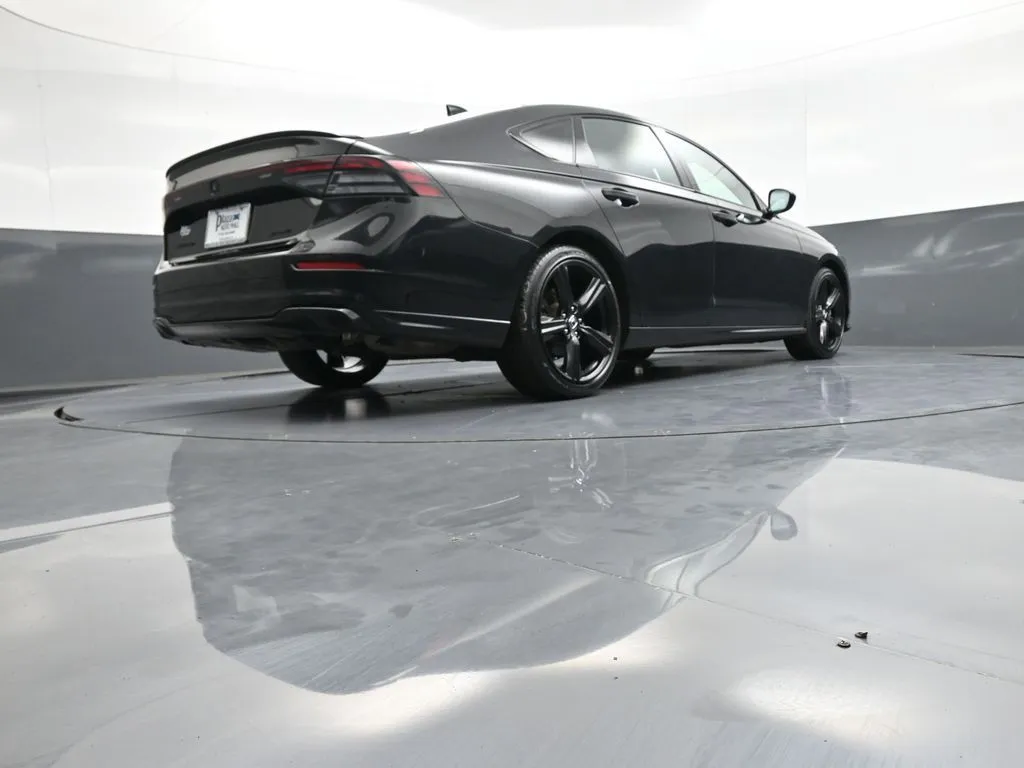 2023 Honda Accord Hybrid Sport-L - Photo 29