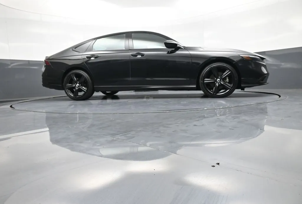 2023 Honda Accord Hybrid Sport-L - Photo 28