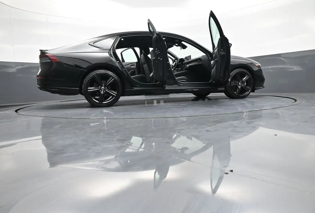2023 Honda Accord Hybrid Sport-L - Photo 47