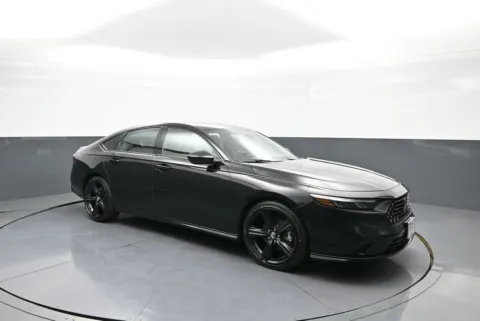 More photos of 2023 Honda Accord Hybrid Sport-L at Plaza Honda, NY