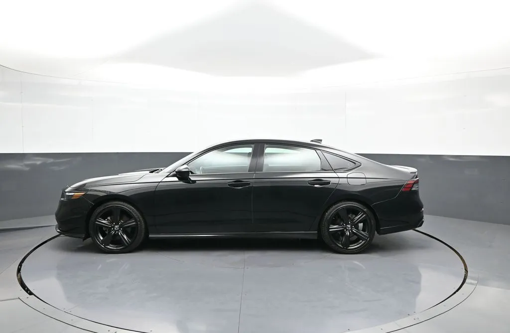 2023 Honda Accord Hybrid Sport-L - Photo 9