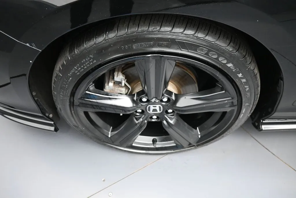 2023 Honda Accord Hybrid Sport-L - Photo 14