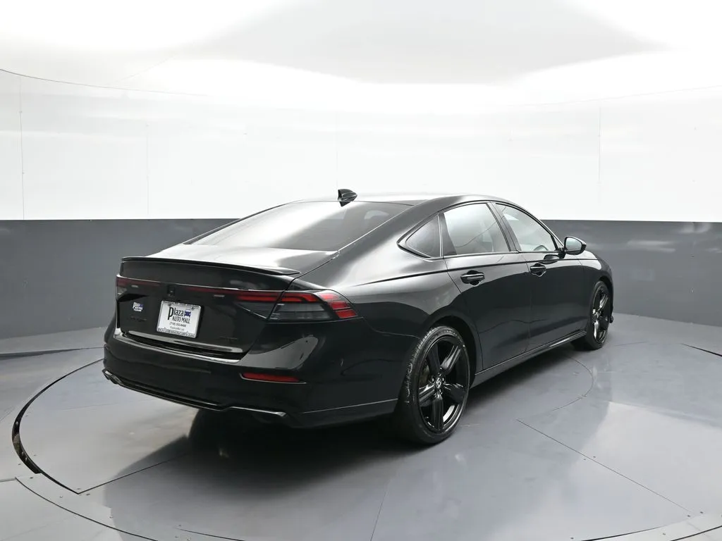 2023 Honda Accord Hybrid Sport-L - Photo 6