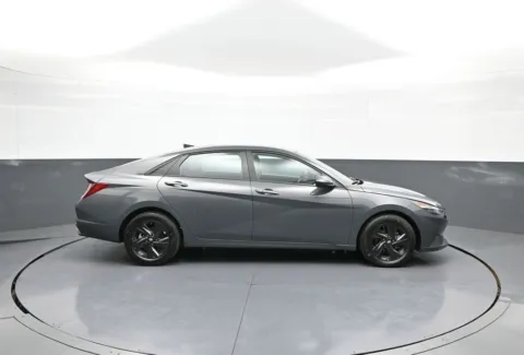 More photos of 2023 Hyundai Elantra SEL at Plaza Honda, NY