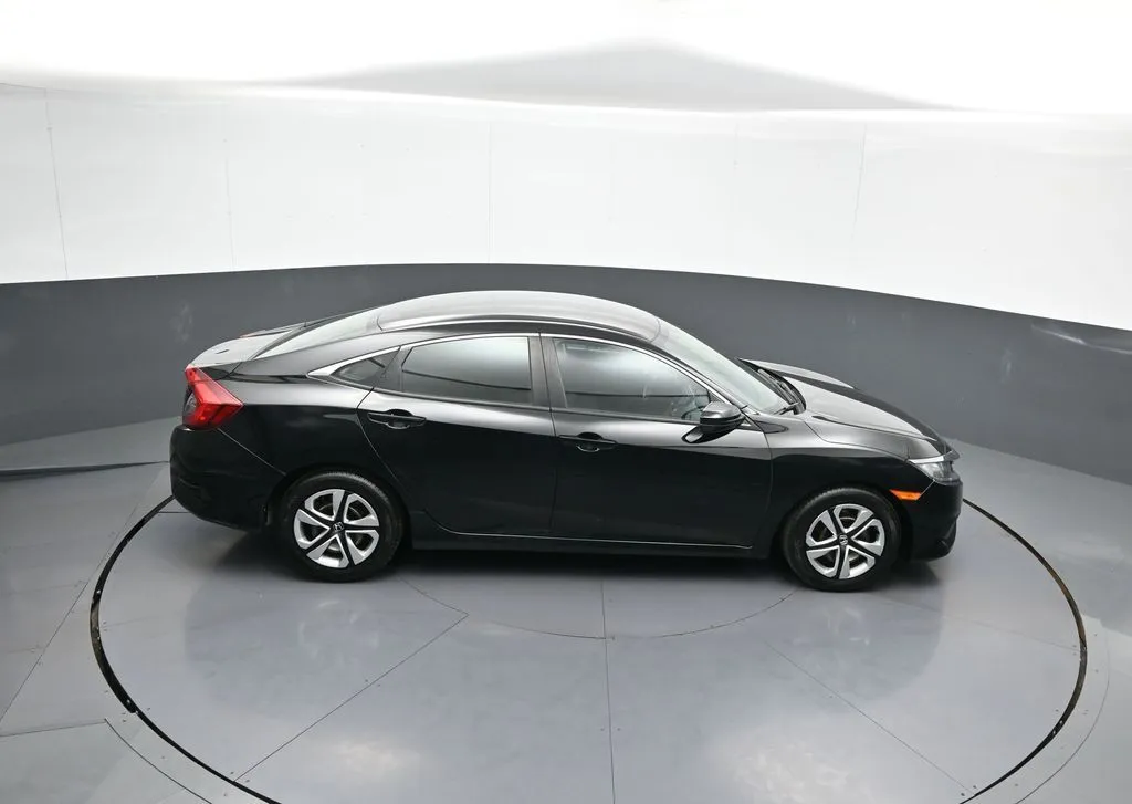 2017 Honda Civic LX - Photo 36