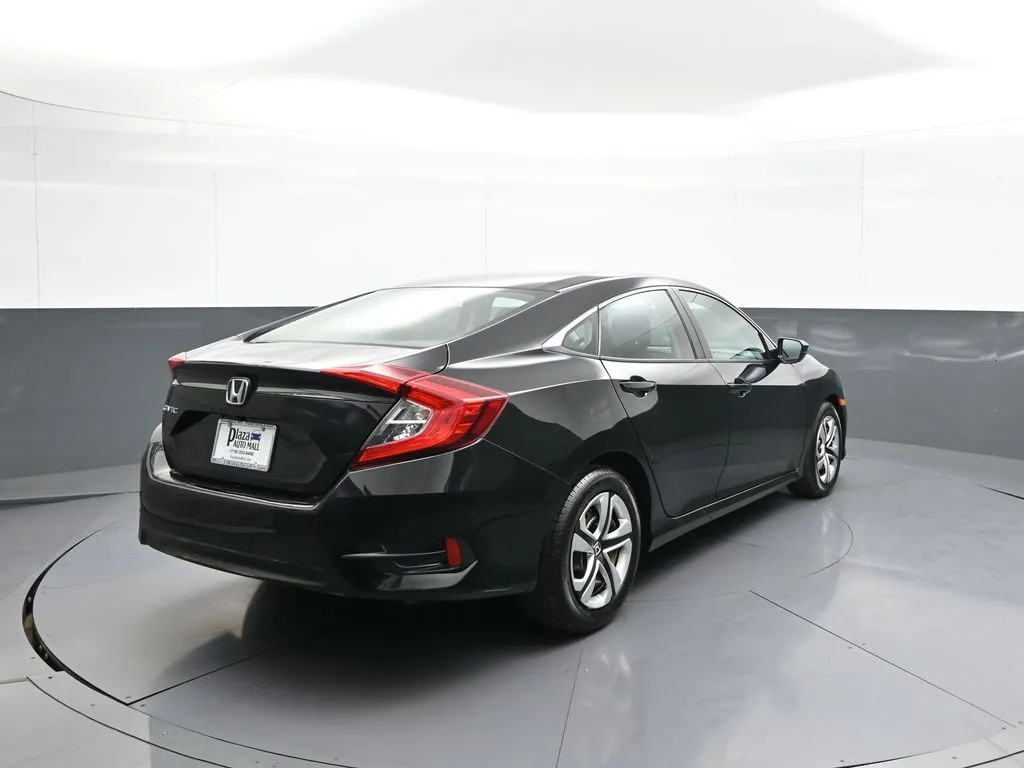 2017 Honda Civic LX - Photo 6