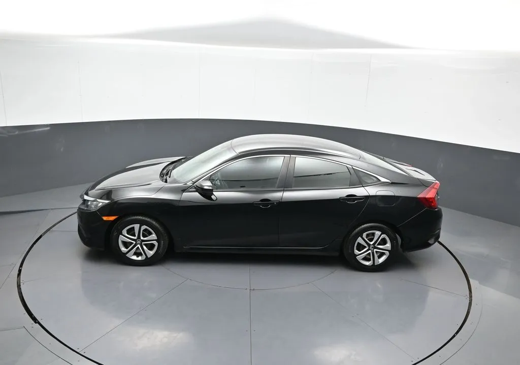 2017 Honda Civic LX - Photo 40