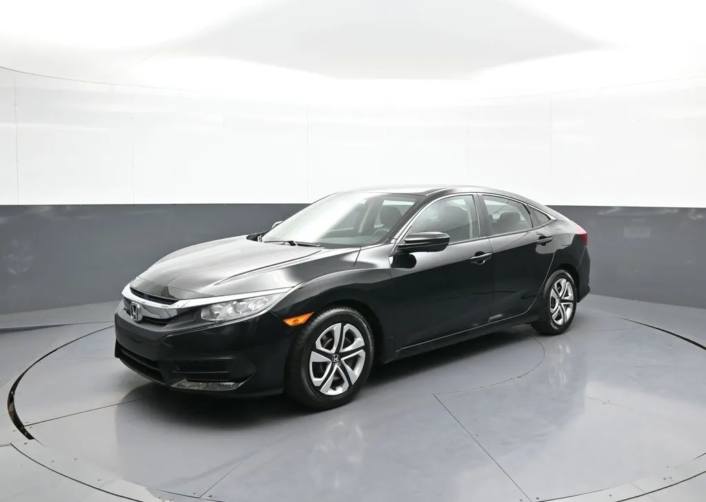 2017 Honda Civic LX - Photo 10