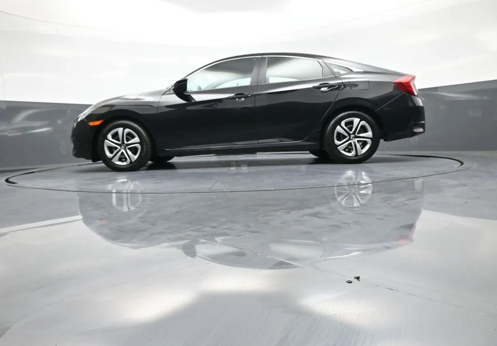 2017 Honda Civic LX - Photo 32