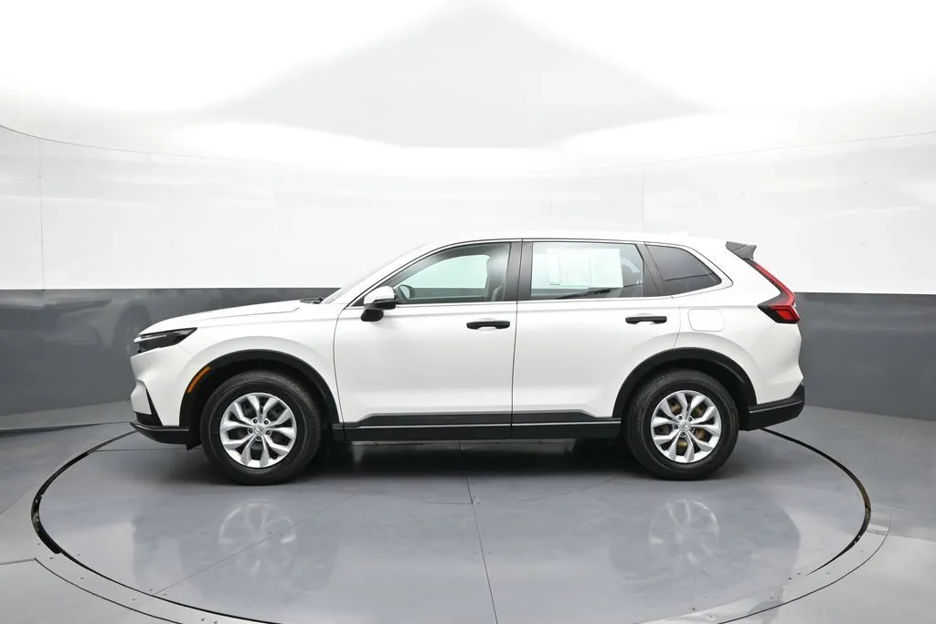 2023 Honda CR-V LX - Photo 9