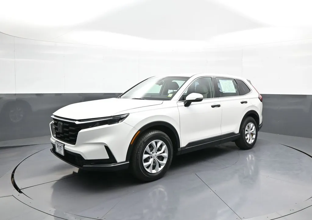2023 Honda CR-V LX - Photo 10