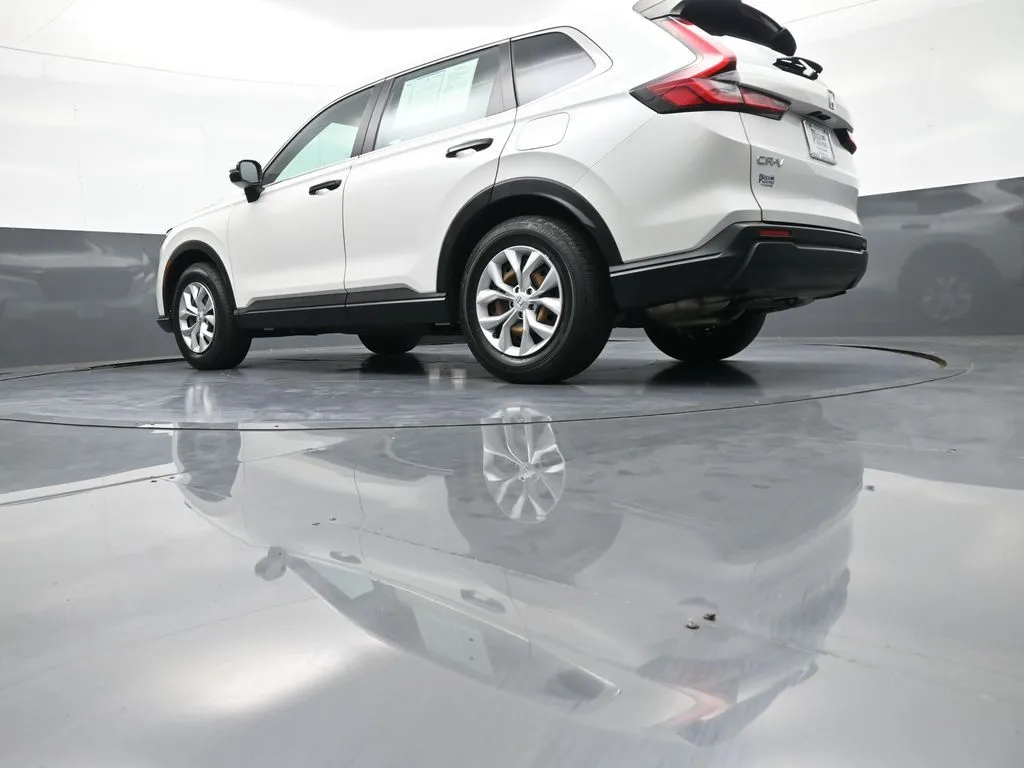 2023 Honda CR-V LX - Photo 30