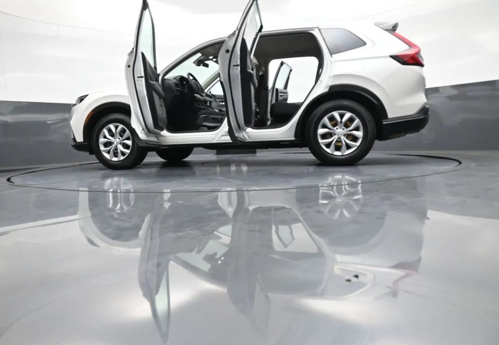 2023 Honda CR-V LX - Photo 47