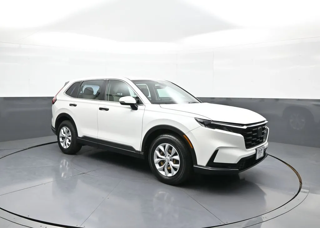 2023 Honda CR-V LX - Photo 4