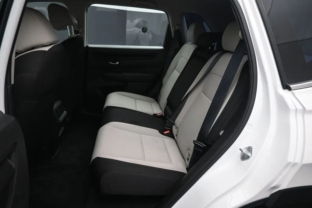 2023 Honda CR-V LX - Photo 20