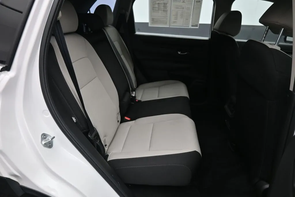 2023 Honda CR-V LX - Photo 22