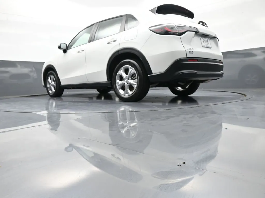 2025 Honda HR-V LX - Photo 30