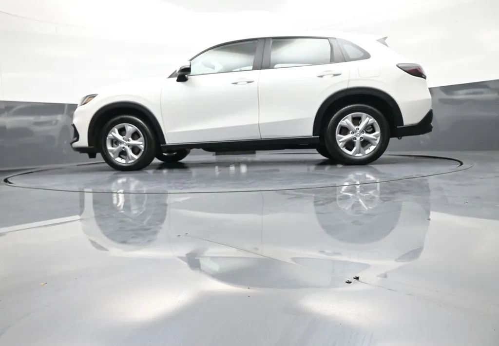 2025 Honda HR-V LX - Photo 31
