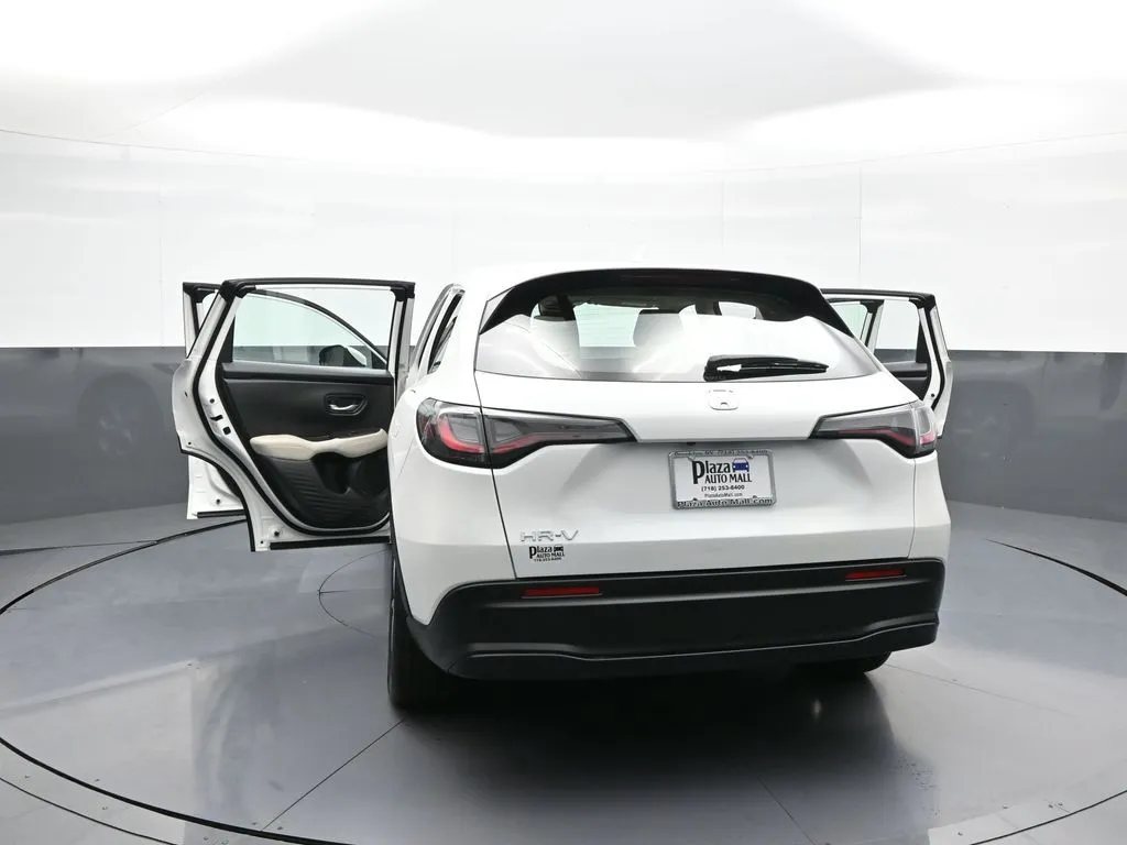 2025 Honda HR-V LX - Photo 45