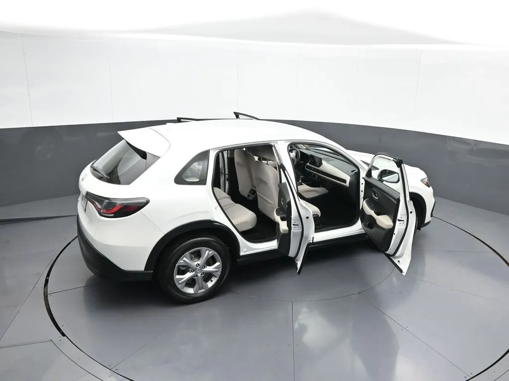 2025 Honda HR-V LX - Photo 43